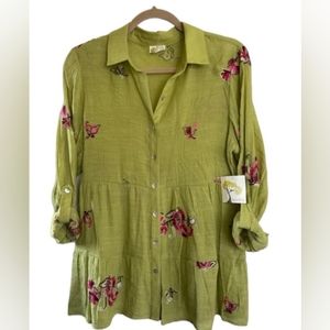 23 NWT Anthropology Fig and Flower Green and Pink Embroidered Peasant Blouse M